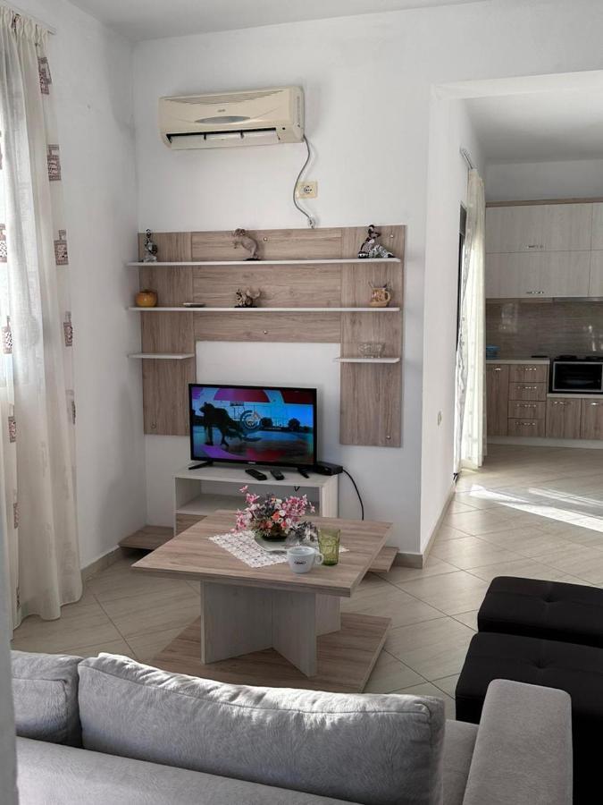 Payo Apartments Sarandë Exterior foto
